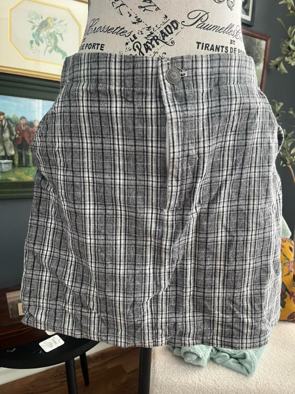 Hollister Plaid Mini Skirt- Size Medium